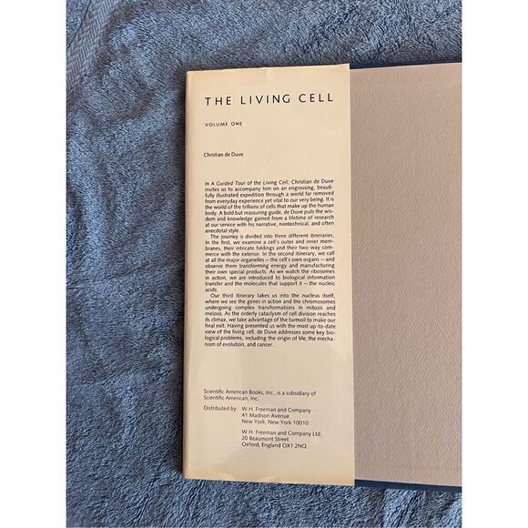 Vintage Biology Cell Book 1984 - Picture 2 of 6